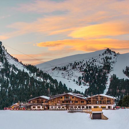 Hotel Piz Seteur Сельва-ді-Валь-Гардена Екстер'єр фото